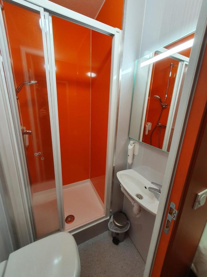 Kyriad Direct Orleans - Olivet - La Source Екстериор снимка